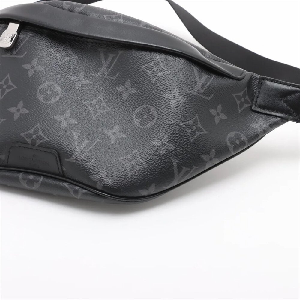 👜 Louis Vuitton Monogram Eclipse Discovery Bum Bag Black M44336 - Picture 3 of 9